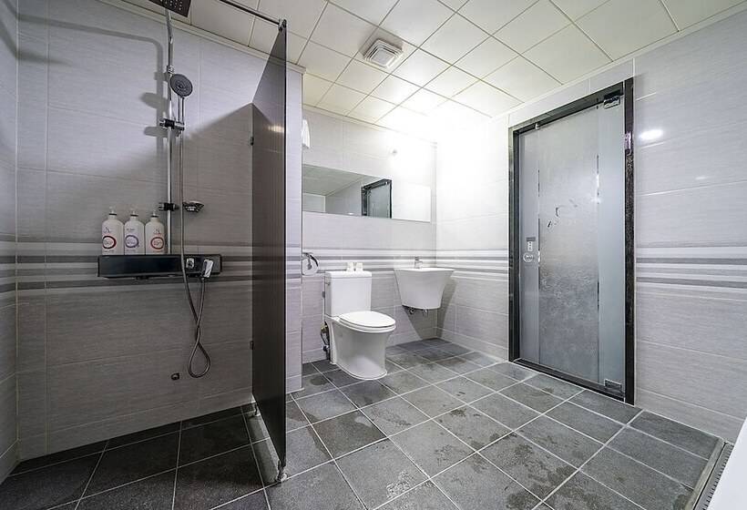 Hotel Suwon Utopia