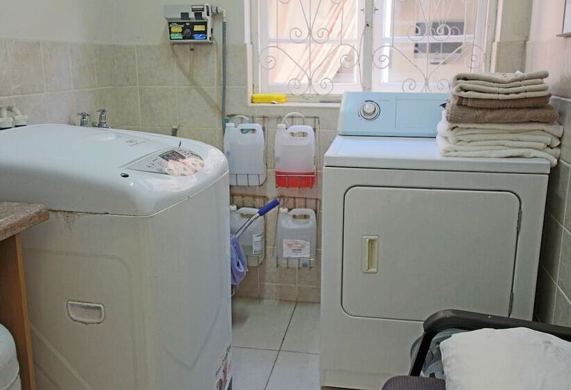 پانسیون A&a Guesthouse