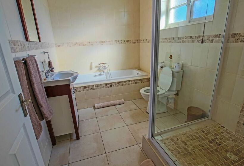 پانسیون A&a Guesthouse