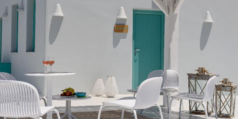 پانسیون Neptune Luxury Suites