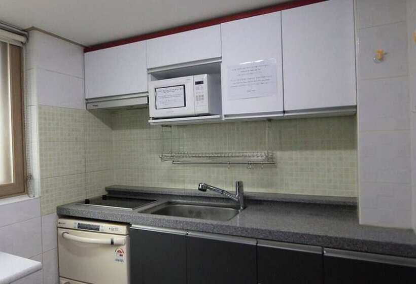 فندق صغير The Simple House