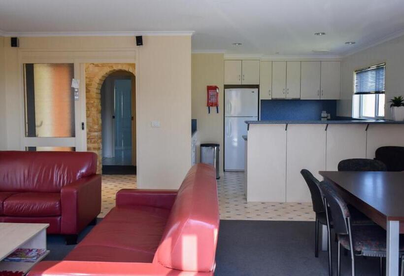 Beachway Motel