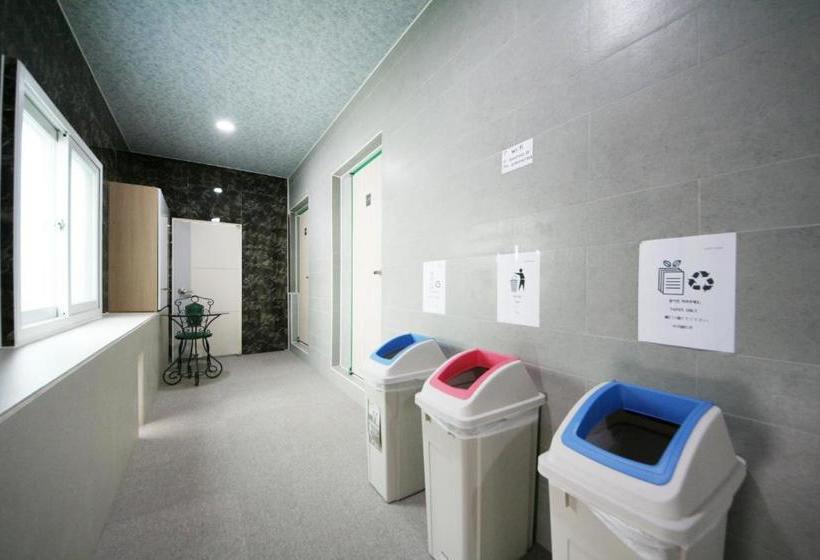 پانسیون Guesthouse Myeongdong 2