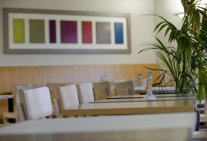 B&b Hotel Aix En Provence Le Tholonet