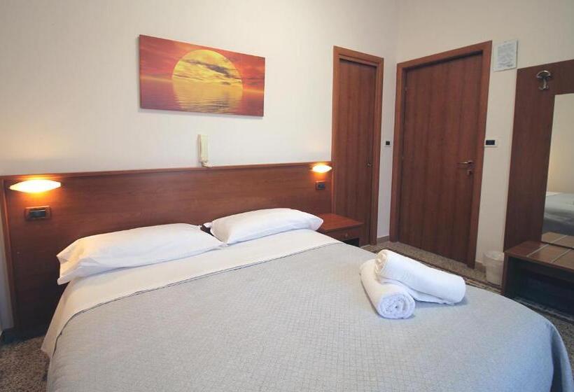 هتل Lora Rda Luxury