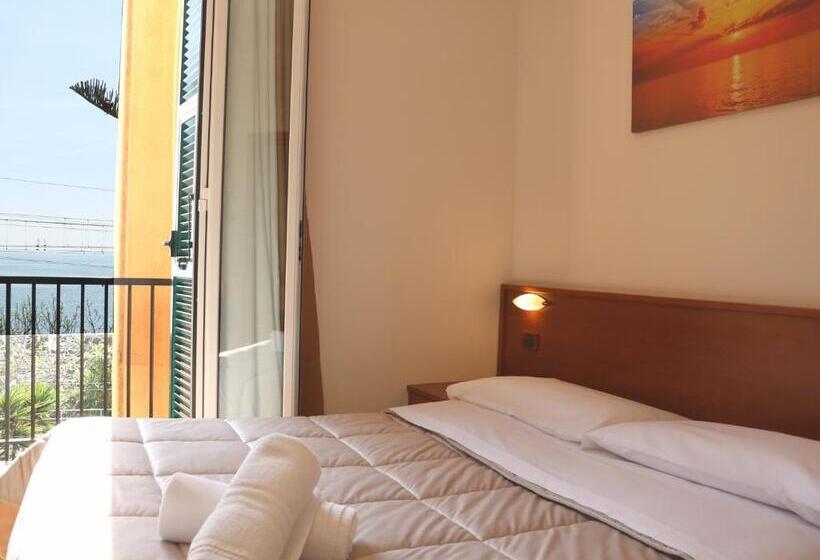 هتل Lora Rda Luxury