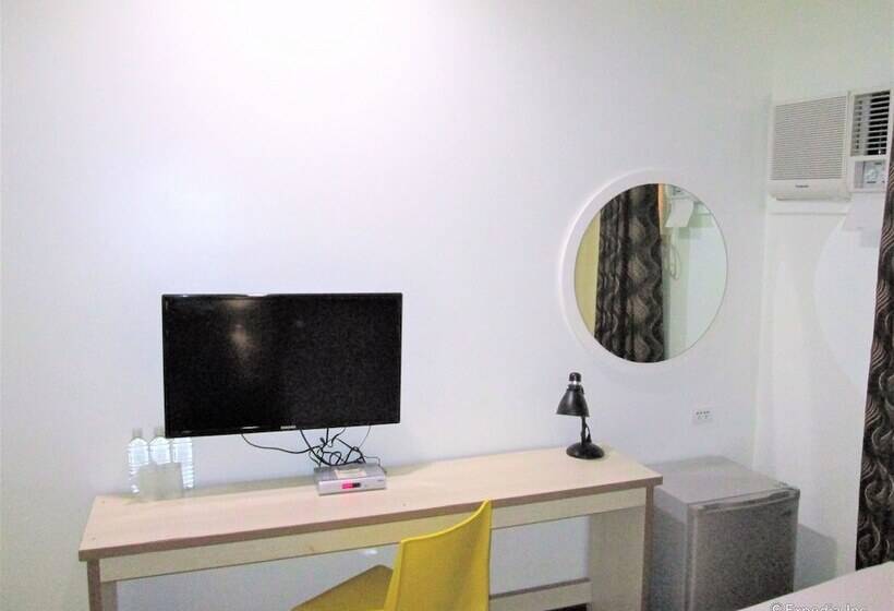 فندق Marianne Suites