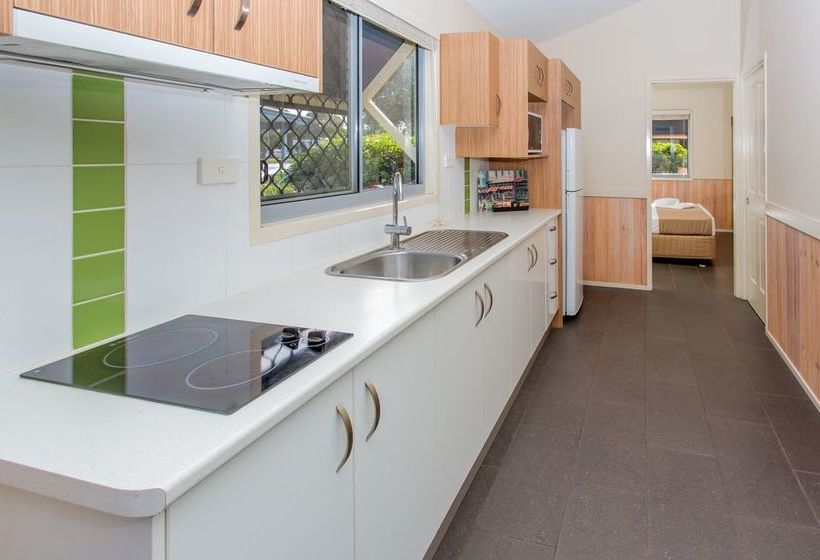 فندق Big4 Park Beach Holiday Park