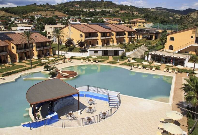فندق Relais Capo Spulico   Beach & Spa