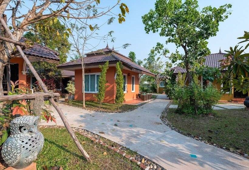 Park & Pool Resort