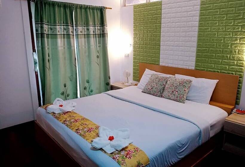 پانسیون Holiday Resort   Sha Plus
