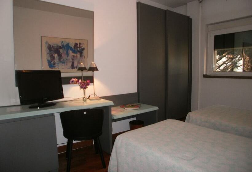 ホテル Albergo Villa & Roma