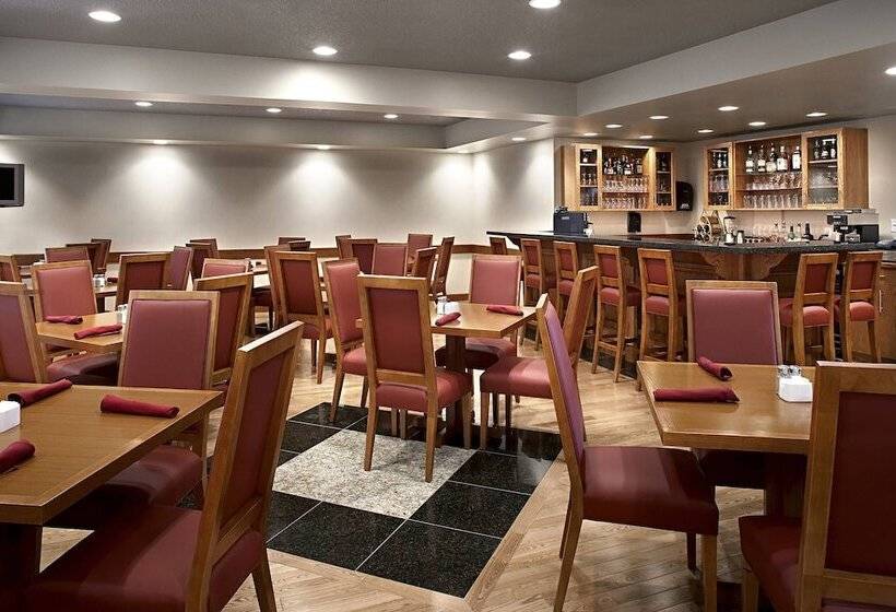 בית מלון כפרי Prestige Prince George Lodge