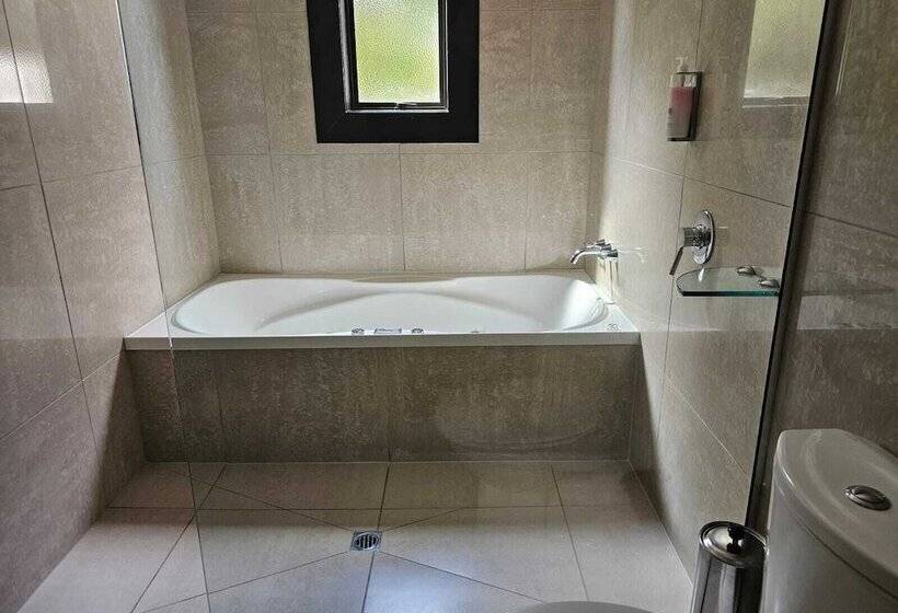 בית מלון כפרי Gateway Motor Inn