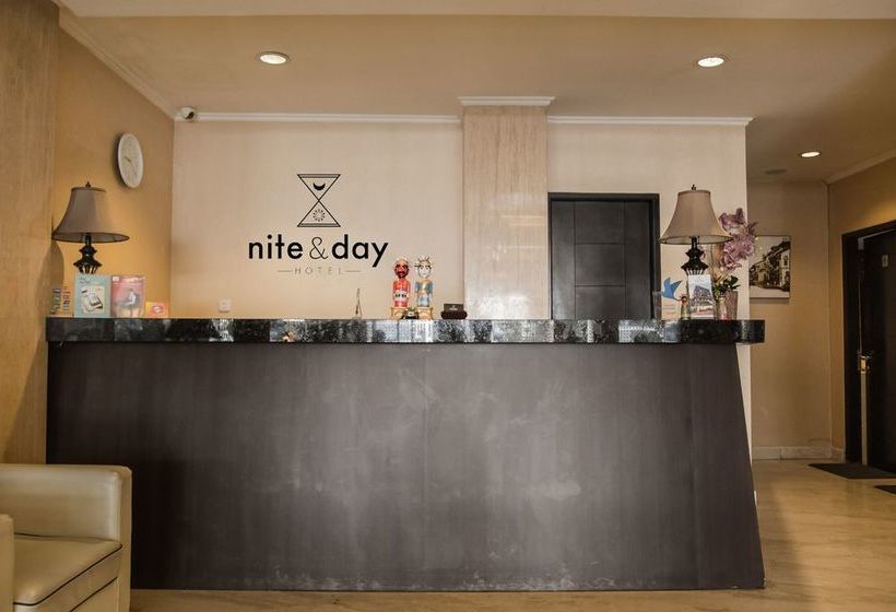 هتل Nite And Day Jakarta Roxy