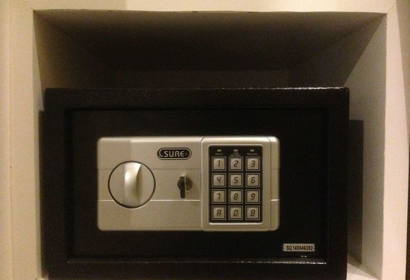 Fotos del hotel Ploenlay:  12