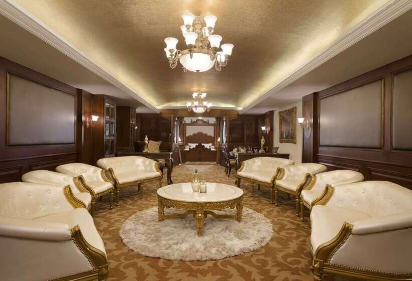 فندق Ramada Plaza By Wyndham Chandigarh Zirakpur