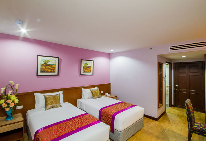 Fotos del hotel The Win Pattaya:  5