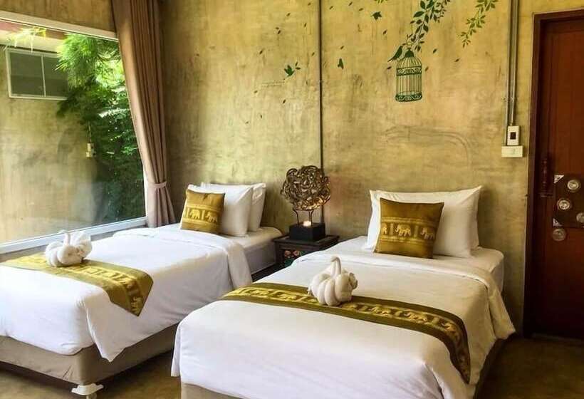 هتل Villa De Bua Resort Nan