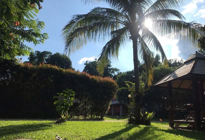 هتل Villa De Bua Resort Nan