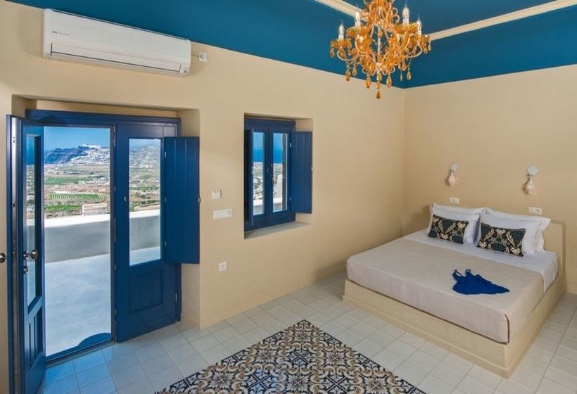 Luna Santorini Suites