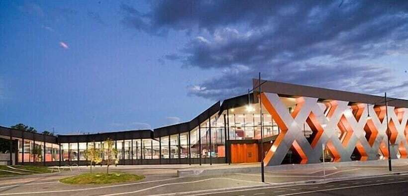 فندق على الطريق Fountain Court Motor Inn Albury