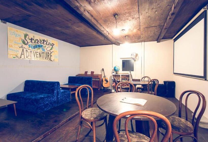 פנסיון Guest House Waya