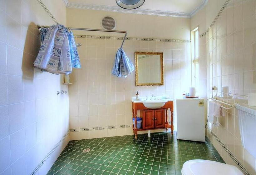 بنسيون Melville House Bed And Breakfast