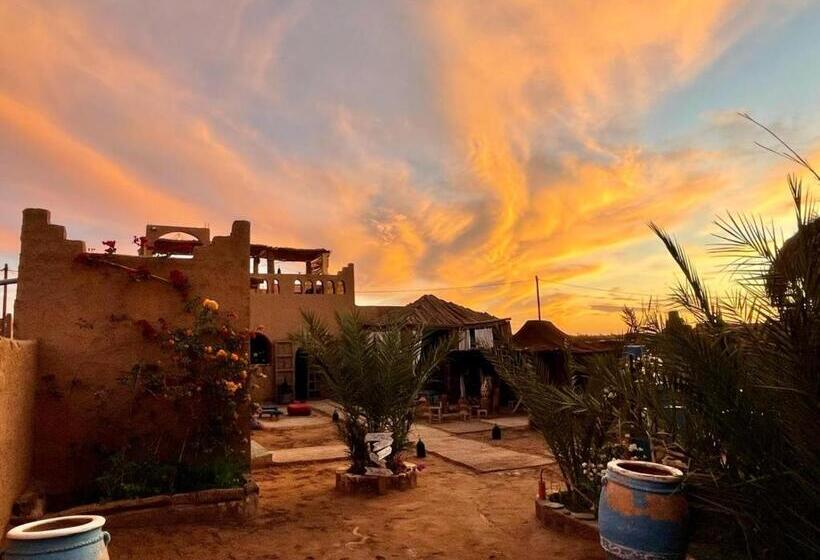 ユースホステル Auberge Kasbah Dar Sahara Tours