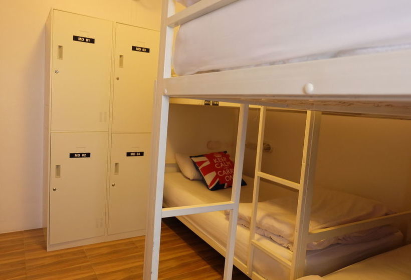 Finlay House   Hostel