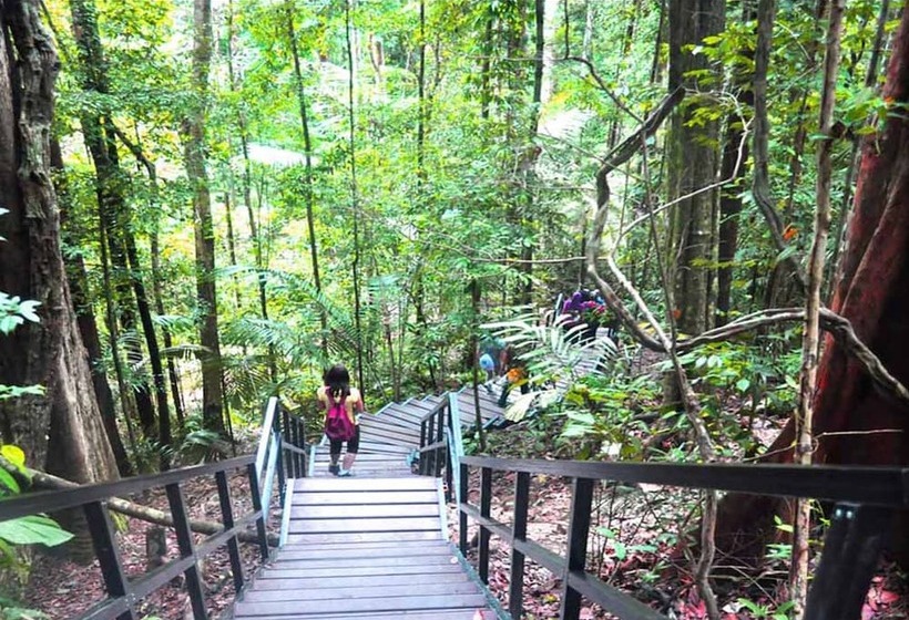 فندق صغير Xcape Resort At Taman Negara