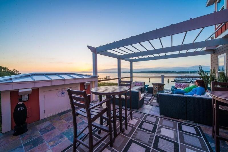 צימר Regatta Inn   Adults Only