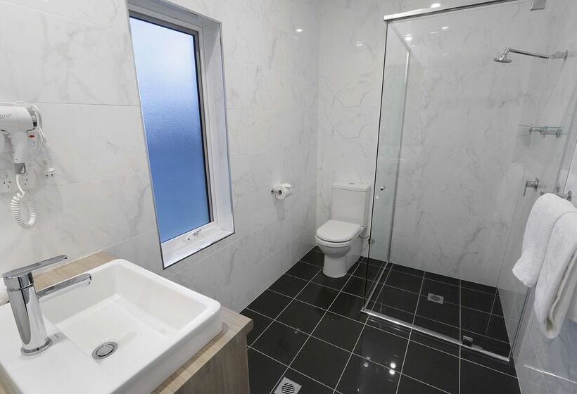 فندق Best Western Plus Bolton On The Park