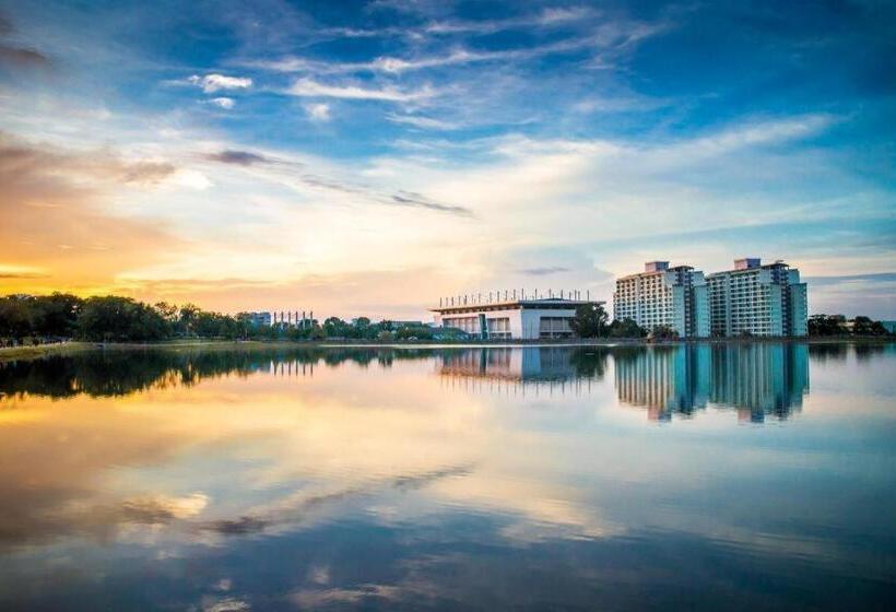 The Color Hotel Hat Yai