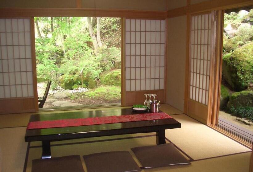 בית מלון כפרי Shikitei