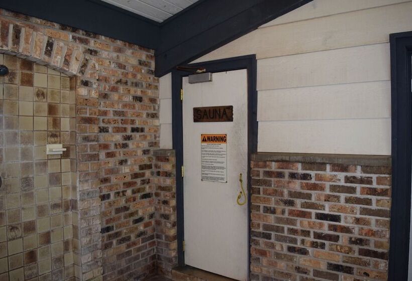 汽车旅馆  Amerivu Inn & Suites   St Croix Falls