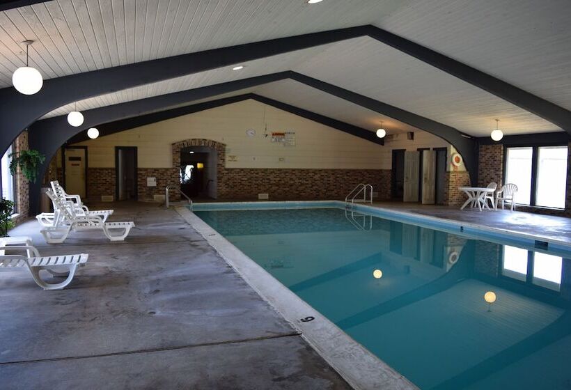 汽车旅馆  Amerivu Inn & Suites   St Croix Falls