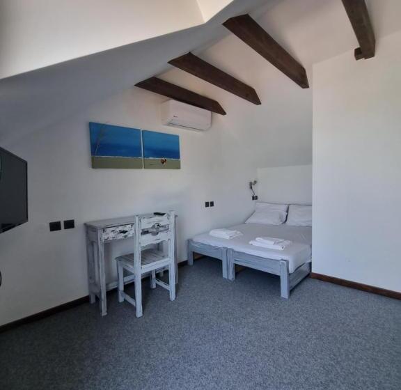 هتل Chakalaka Resort