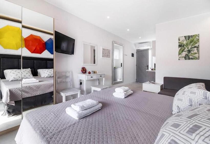 هتل Chakalaka Resort