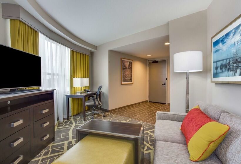 Homewood Suites By Hilton Savannah Historic Dist/riverfront