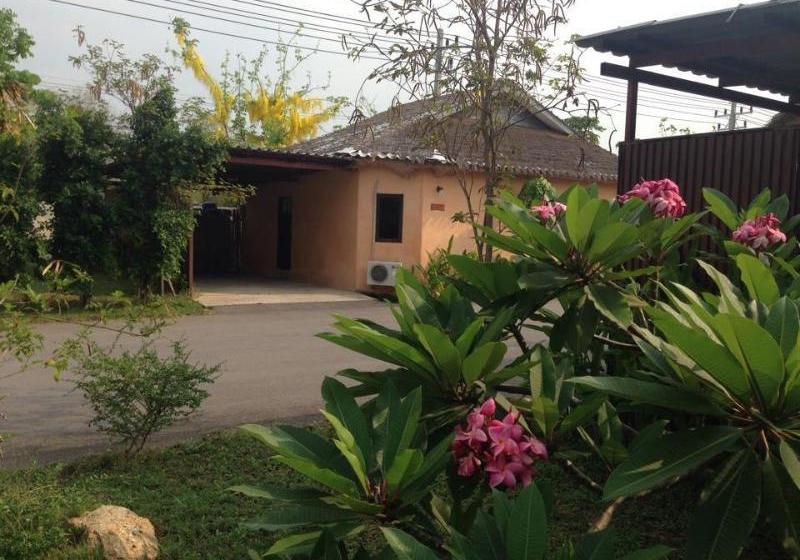 בית מלון כפרי Baan Pan Din Resort