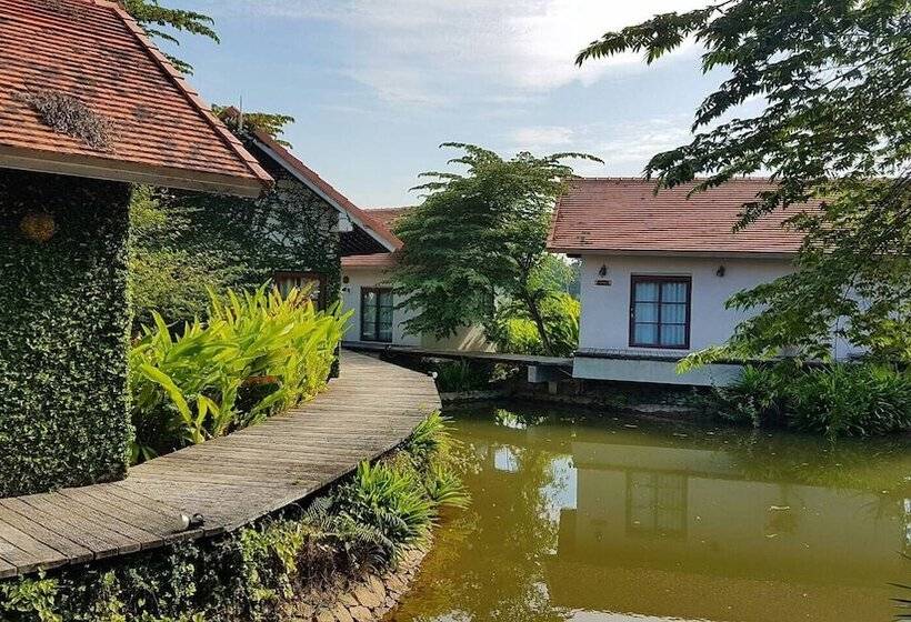 هتل Chiangmai Royal Creek