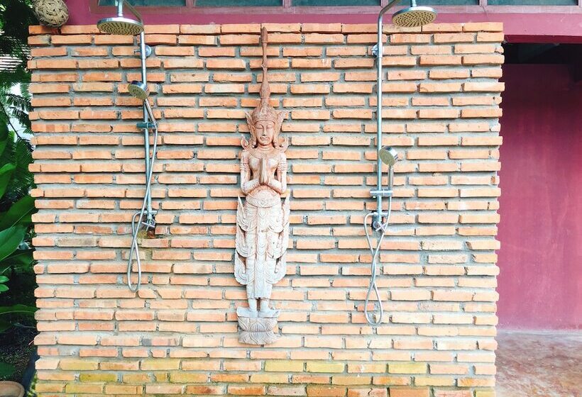 هتل Chiangmai Royal Creek