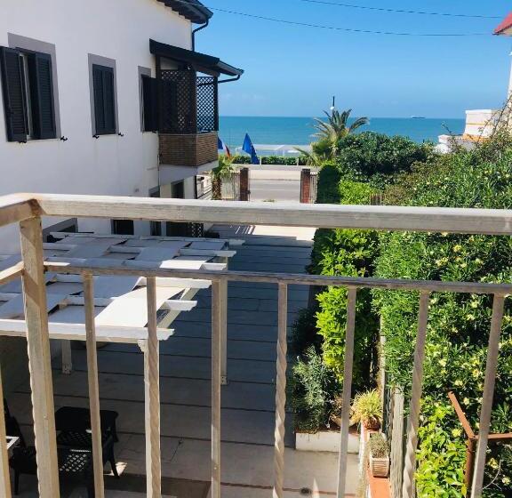 בית מלון כפרי La Rosetta Scauri