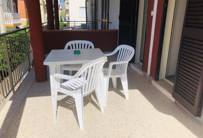 בית מלון כפרי La Rosetta Scauri