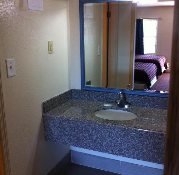 فندق على الطريق Emerson Inn  Jacksonville