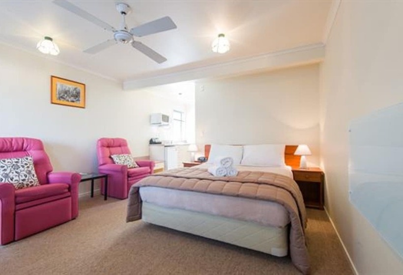 מוטל Hamilton Settlers Motor Lodge