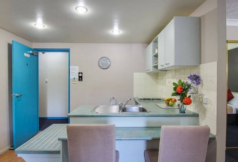 מוטל Albion Manor