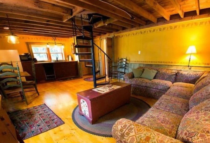 تختخواب و صبحانه The Nutmeg Inn