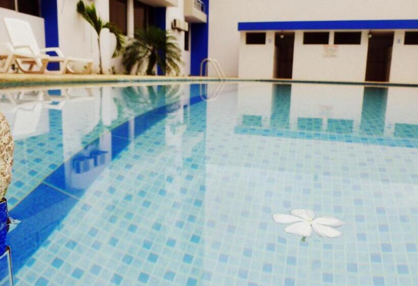 هتل Costa Paraiso